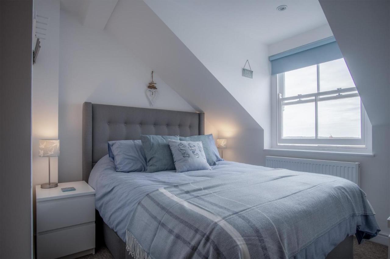 Ramsey Apartment - 2 Bedroom Apartment - Tenby Bagian luar foto