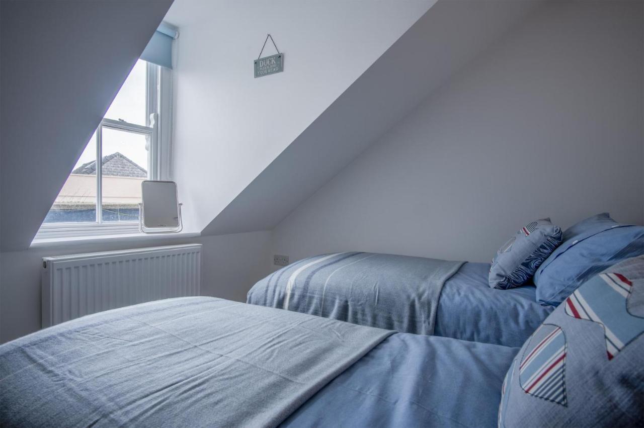 Ramsey Apartment - 2 Bedroom Apartment - Tenby Bagian luar foto