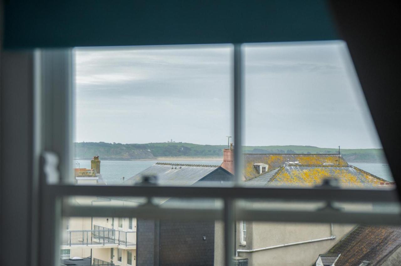 Ramsey Apartment - 2 Bedroom Apartment - Tenby Bagian luar foto
