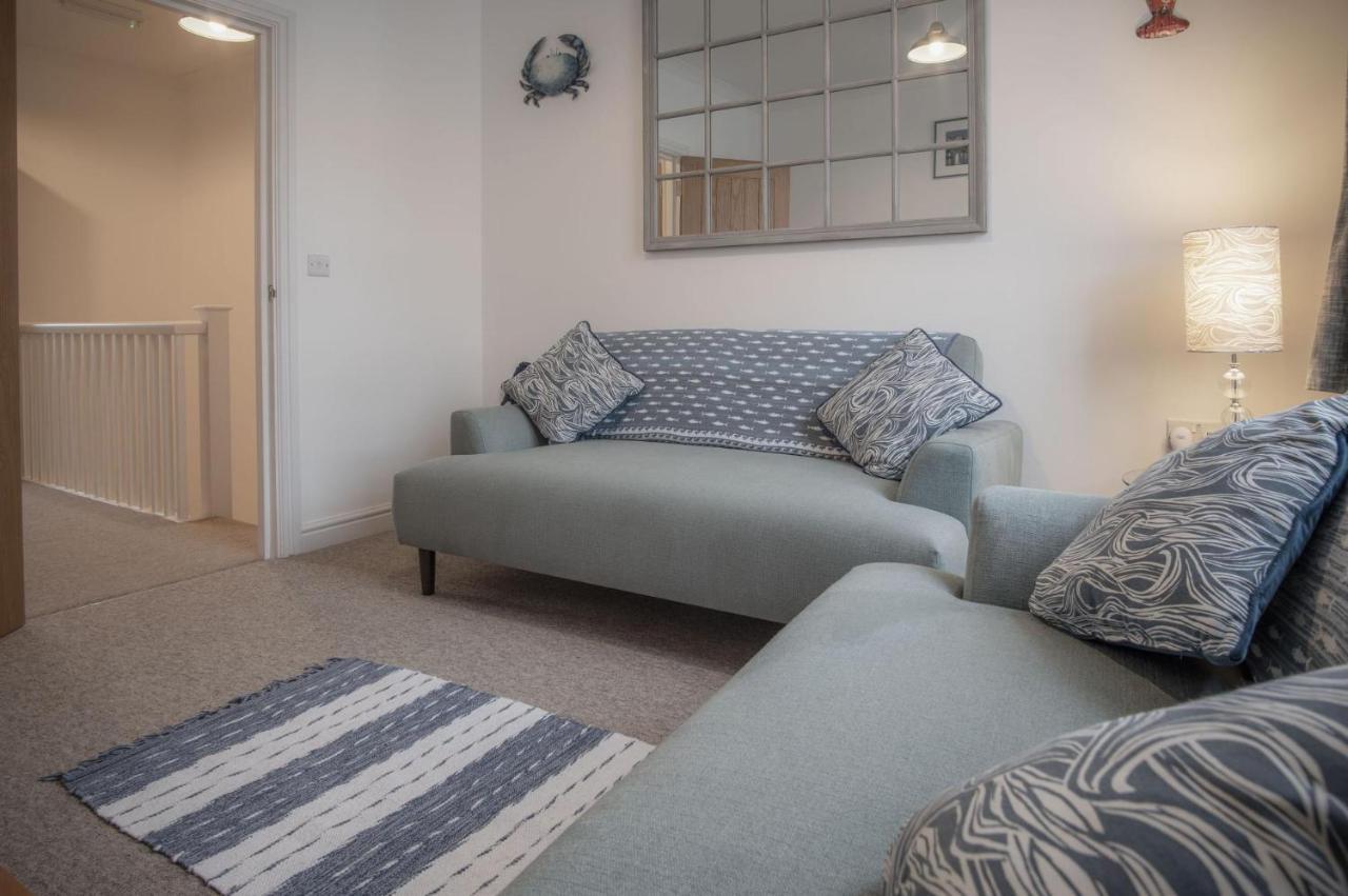 Ramsey Apartment - 2 Bedroom Apartment - Tenby Bagian luar foto