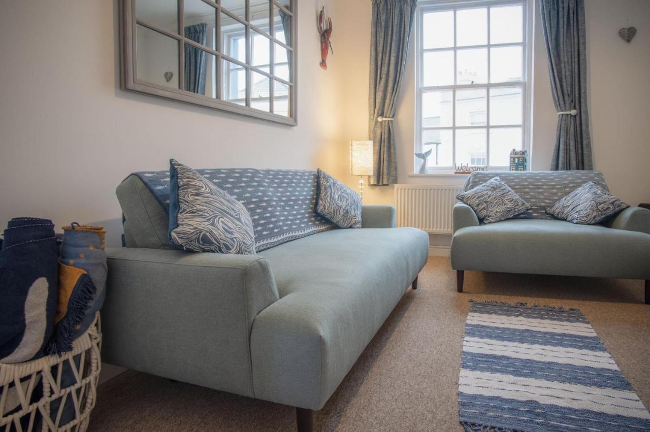 Ramsey Apartment - 2 Bedroom Apartment - Tenby Bagian luar foto