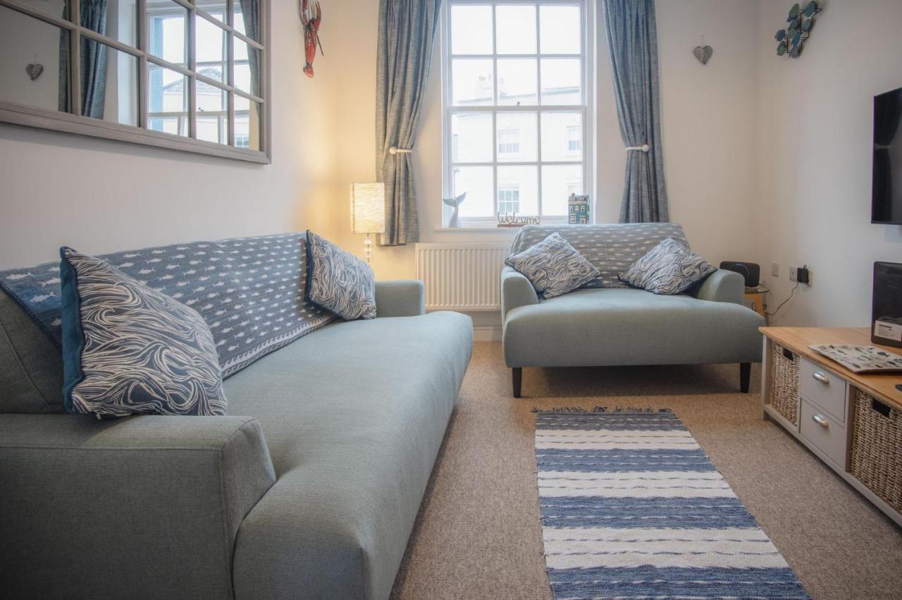 Ramsey Apartment - 2 Bedroom Apartment - Tenby Bagian luar foto