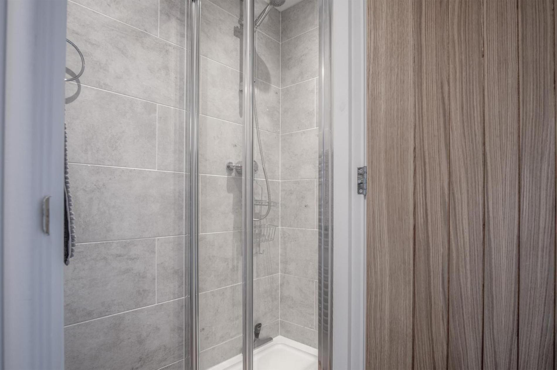 Ramsey Apartment - 2 Bedroom Apartment - Tenby Bagian luar foto